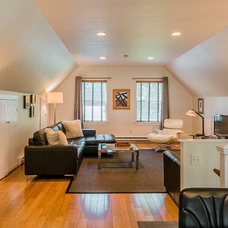 The Carriage House Loft Apartment Kingston Exterior foto